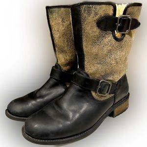 UGG BOMBER SHEARLING LEATHER BOOTS SZ 8 BLACK TAN DISTRESSED LAMB WARM WINTER